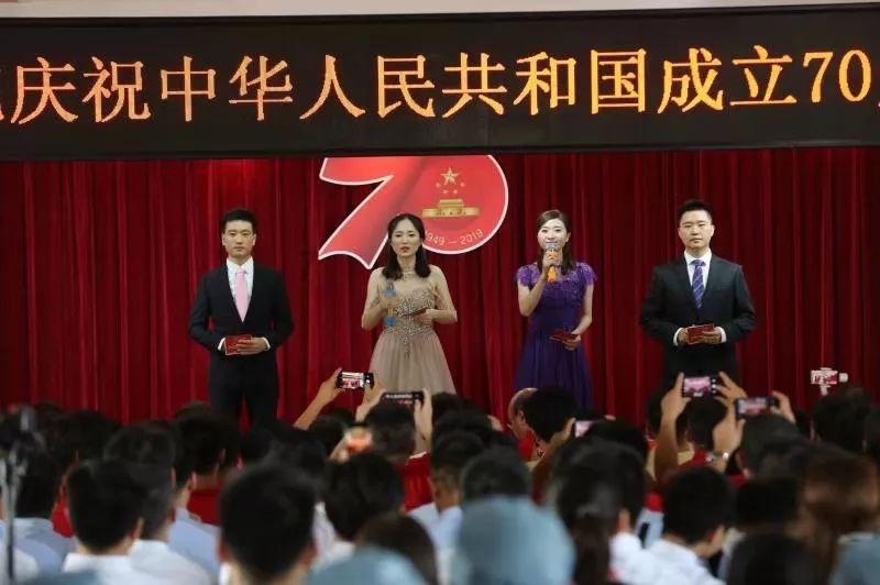 独眼萌怪的爱情